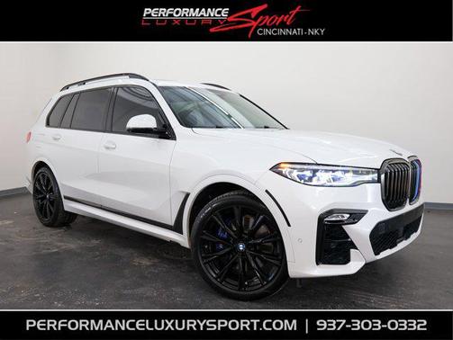 2021 BMW X7 M50i