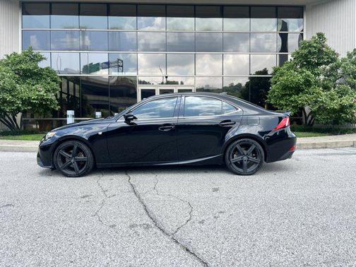 2015 Lexus IS 250 Crafted Line