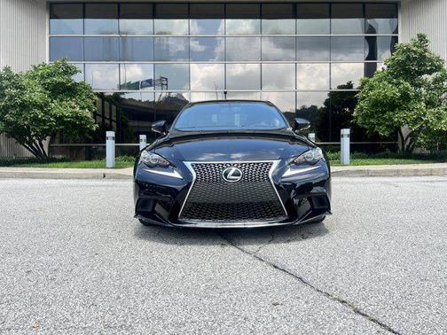 2015 Lexus IS 250 Crafted Line