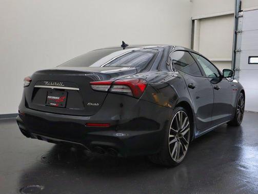2021 Maserati Ghibli Trofeo