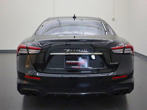 2021 Maserati Ghibli Trofeo