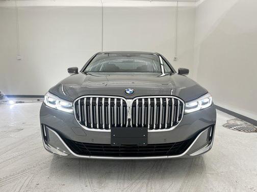 2022 BMW 750 i xDrive