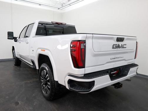 2024 GMC Sierra 2500 Denali Ultimate