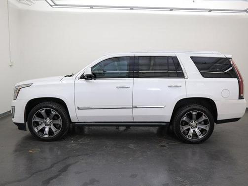 Crystal White Tricoat 2016 Cadillac Escalade Premium