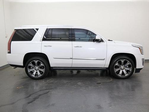 Crystal White Tricoat 2016 Cadillac Escalade Premium