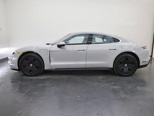 2022 Porsche Taycan 4S
