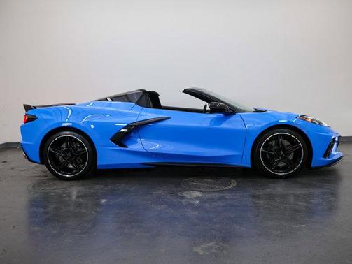 2022 Chevrolet Corvette Stingray w/2LT