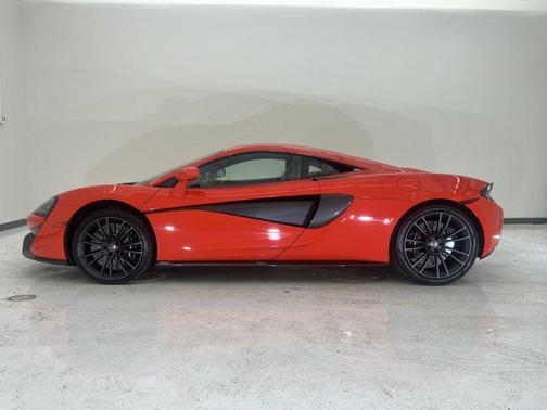 2017 McLaren 570S Base
