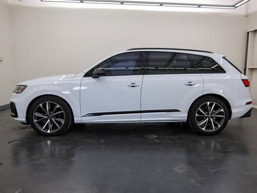 Glacier White Metallic 2024 Audi SQ7 4.0T Premium Plus