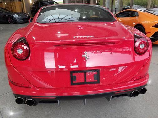 2016 Ferrari California T