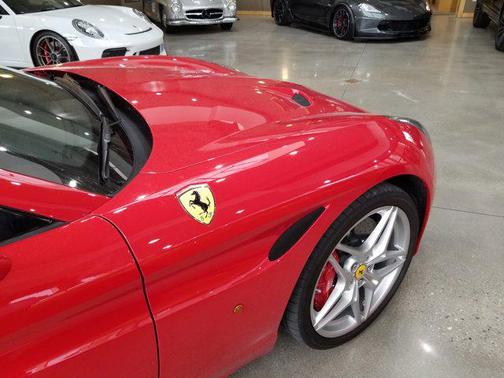 2016 Ferrari California T