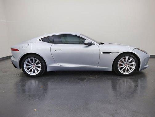 2017 Jaguar F-TYPE Premium