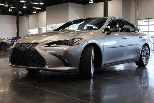 2020 Lexus ES 300h Luxury