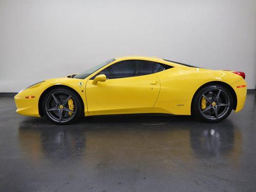 2014 Ferrari 458 Italia Base