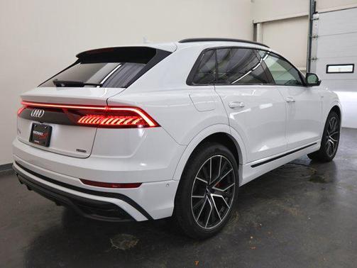 2019 Audi Q8 3.0T Premium Plus