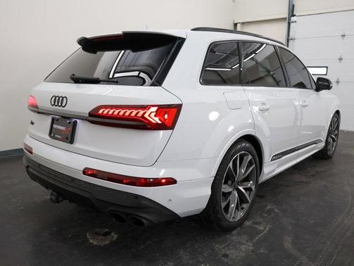 2021 Audi SQ7 4.0T Premium Plus