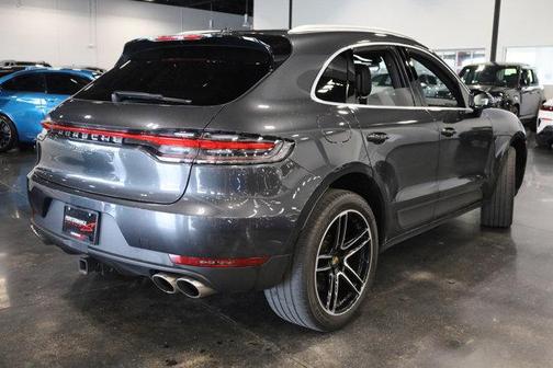 2021 Porsche Macan Base