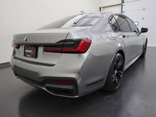 2022 BMW 750 i xDrive