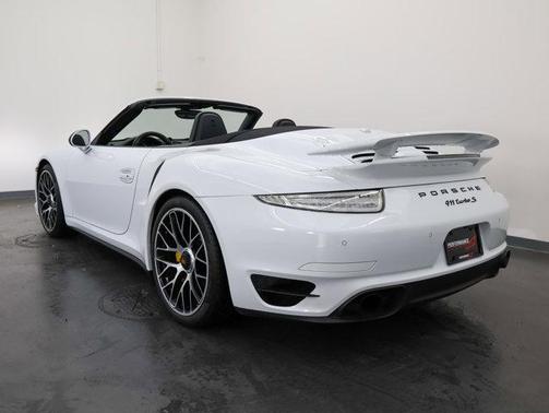 Carrara White Metallic 2015 Porsche 911 Turbo S