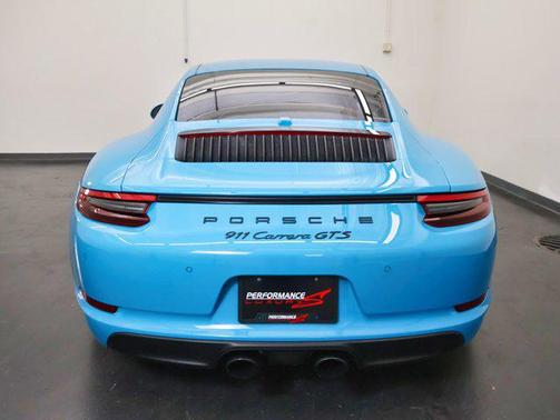 2019 Porsche 911 Carrera GTS