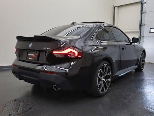 2023 BMW 230 i xDrive