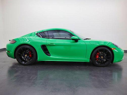 2023 Porsche 718 Cayman S