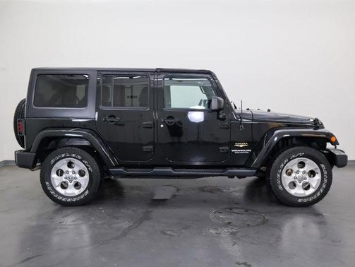 Black Clearcoat 2015 Jeep Wrangler Unlimited Sahara