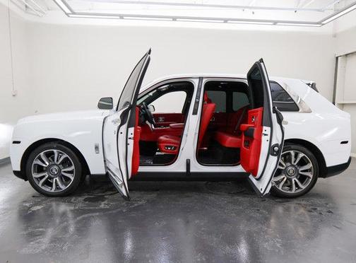 2023 Rolls-Royce Cullinan 