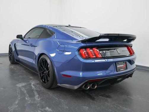 2019 Ford Shelby GT350 Base