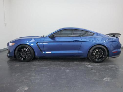 2019 Ford Shelby GT350 Base
