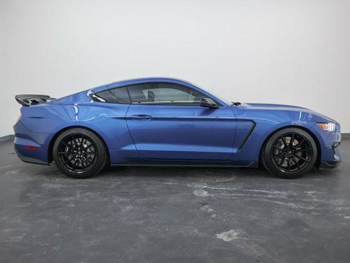2019 Ford Shelby GT350 Base