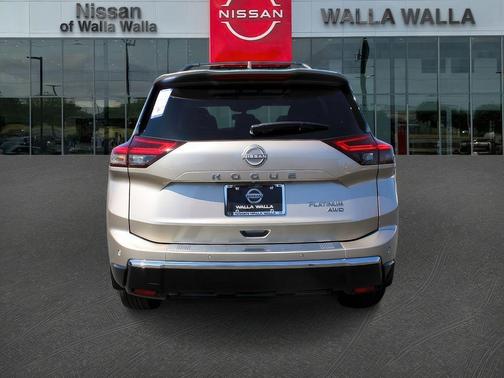 Champagne Silve 2026 Nissan Rogue Platinum