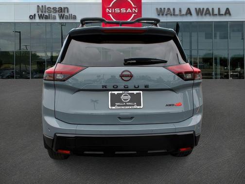 Boulder Gray Metallic 2026 Nissan Rogue Rock Creek