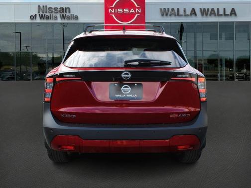 Scarlet Ember T 2026 Nissan Kicks SR