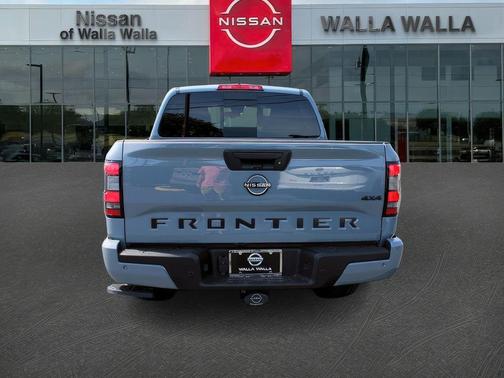 Boulder Gray Metallic 2026 Nissan Frontier SV