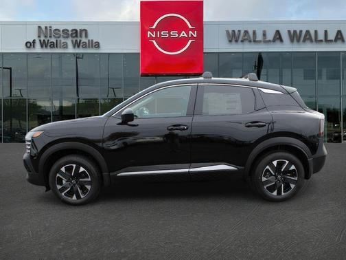 Super Black 2026 Nissan Kicks SV