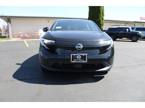 Black (P) 2026 Nissan Leaf SV+