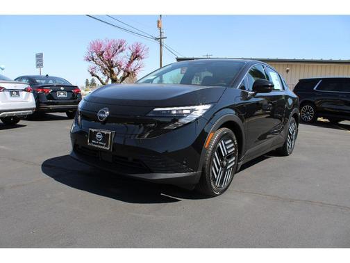 Black (P) 2026 Nissan Leaf SV+