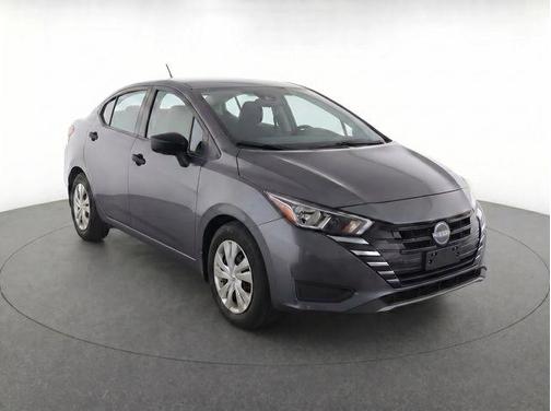 Gun Metallic 2023 Nissan Versa 1.6 S