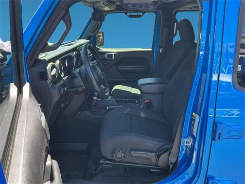 2021 Jeep Gladiator Willys 4x4