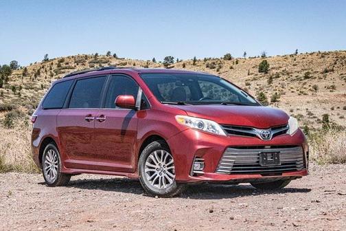 2018 Toyota Sienna XLE Premium