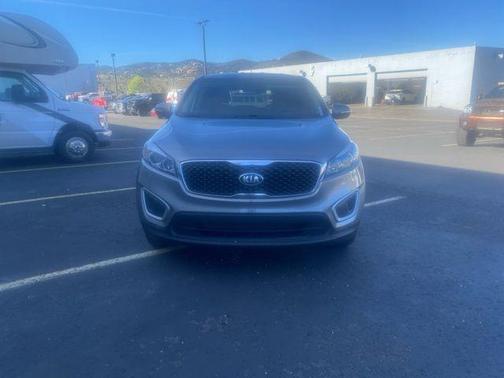 2018 Kia Sorento L
