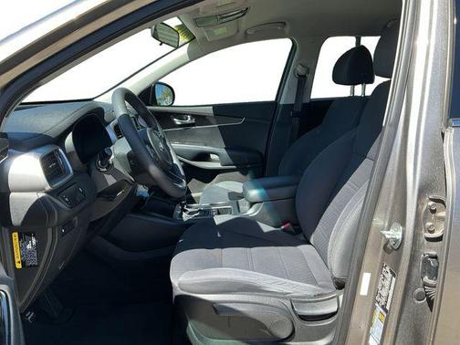 2018 Kia Sorento L
