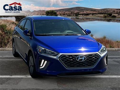 2021 Hyundai IONIQ Hybrid SE