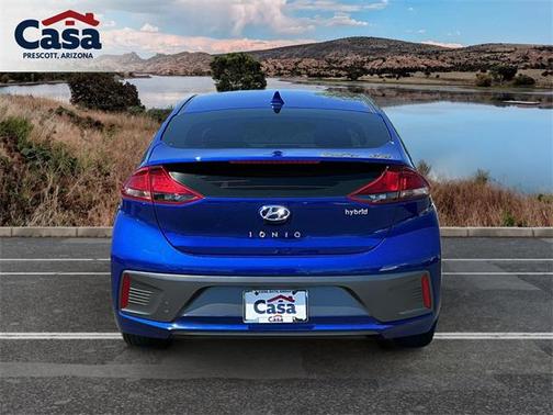 2021 Hyundai IONIQ Hybrid SE