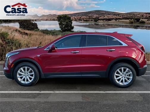 2023 Cadillac XT4 Luxury
