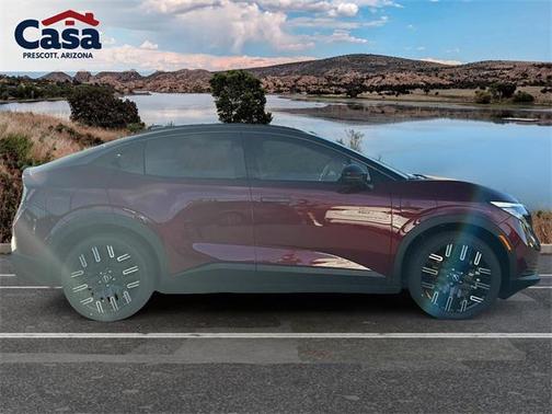 2026 Nissan Leaf PLATINUM+