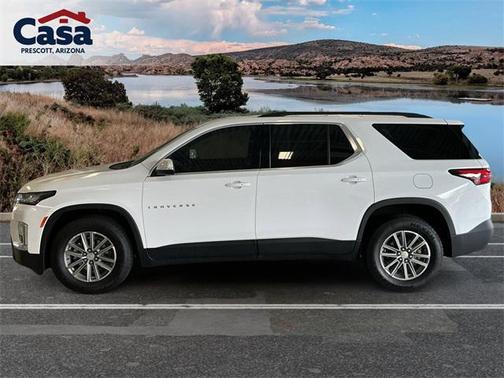 2022 Chevrolet Traverse LT Cloth