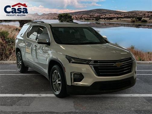 2022 Chevrolet Traverse LT Cloth