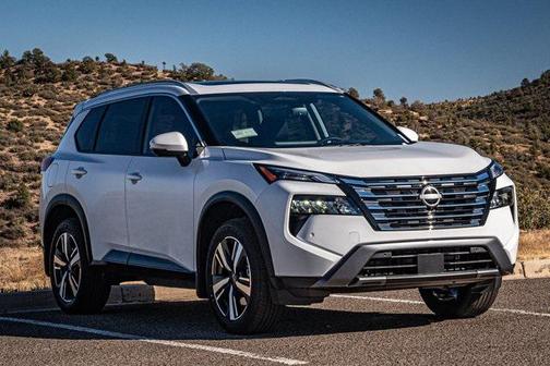 2025 Nissan Rogue SL